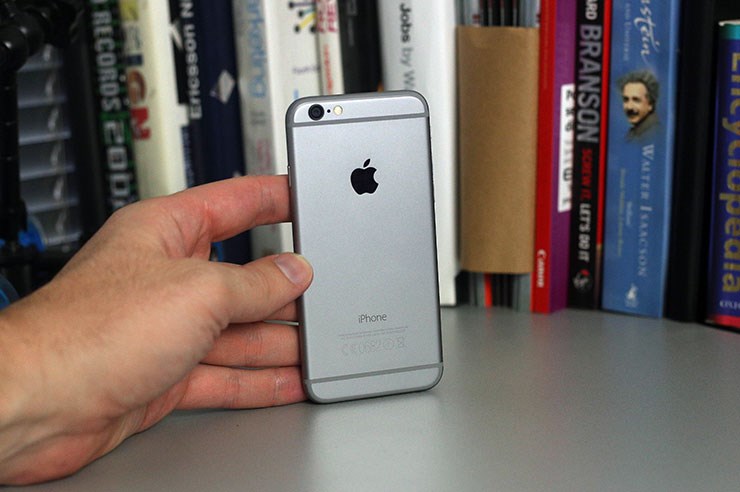 Apple-iPhone6-test-recenzija_1.jpg